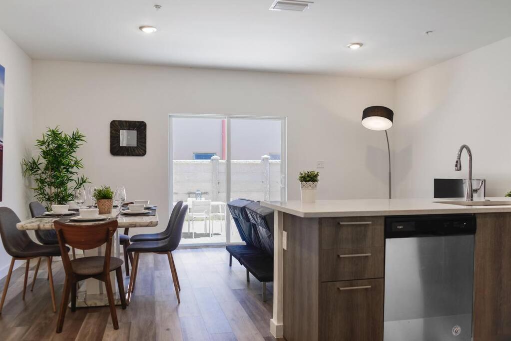 Awesome 3br Townhouse 15minutes From The Apartamento